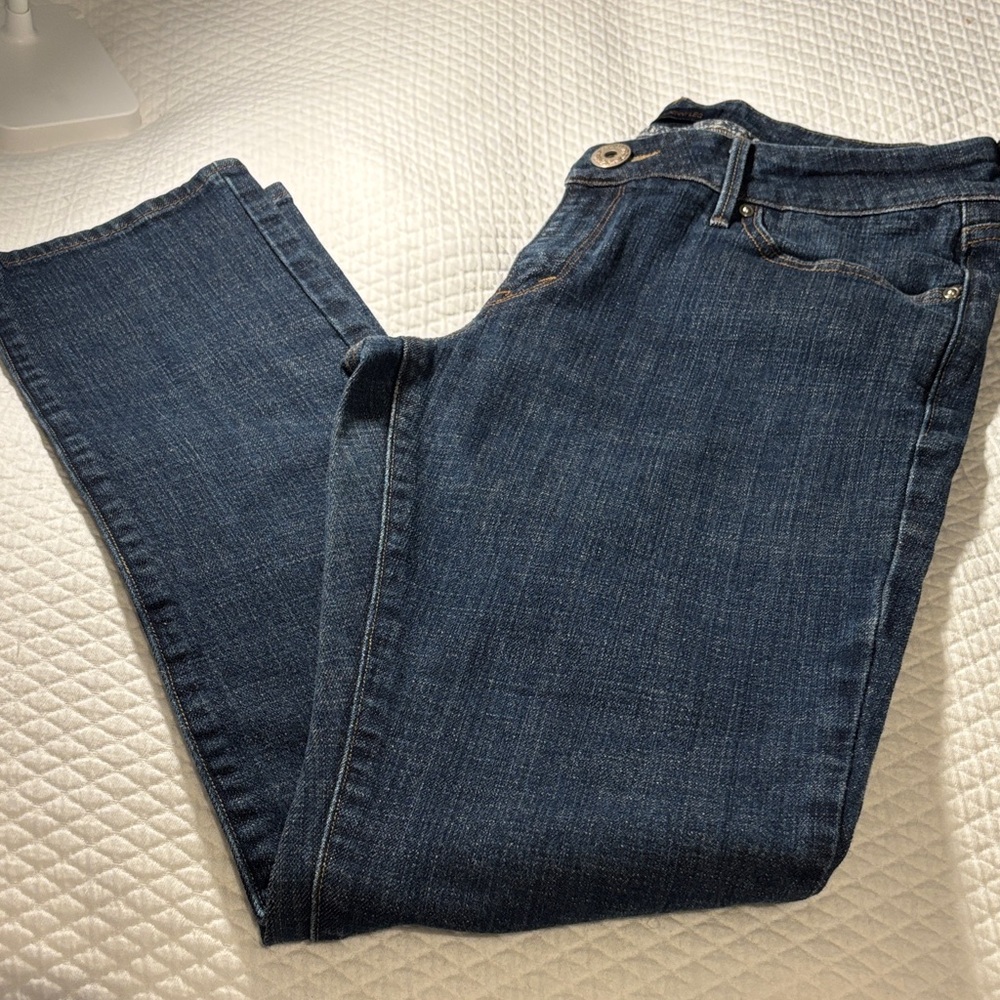 Classic Indigo Skinny Jeans for Women